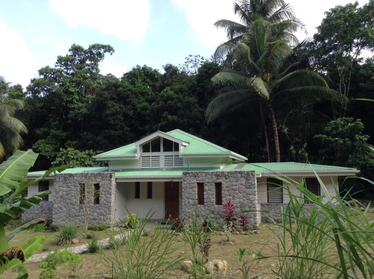 Citrus Creek Plantation Villa La Plaine Bagian luar foto