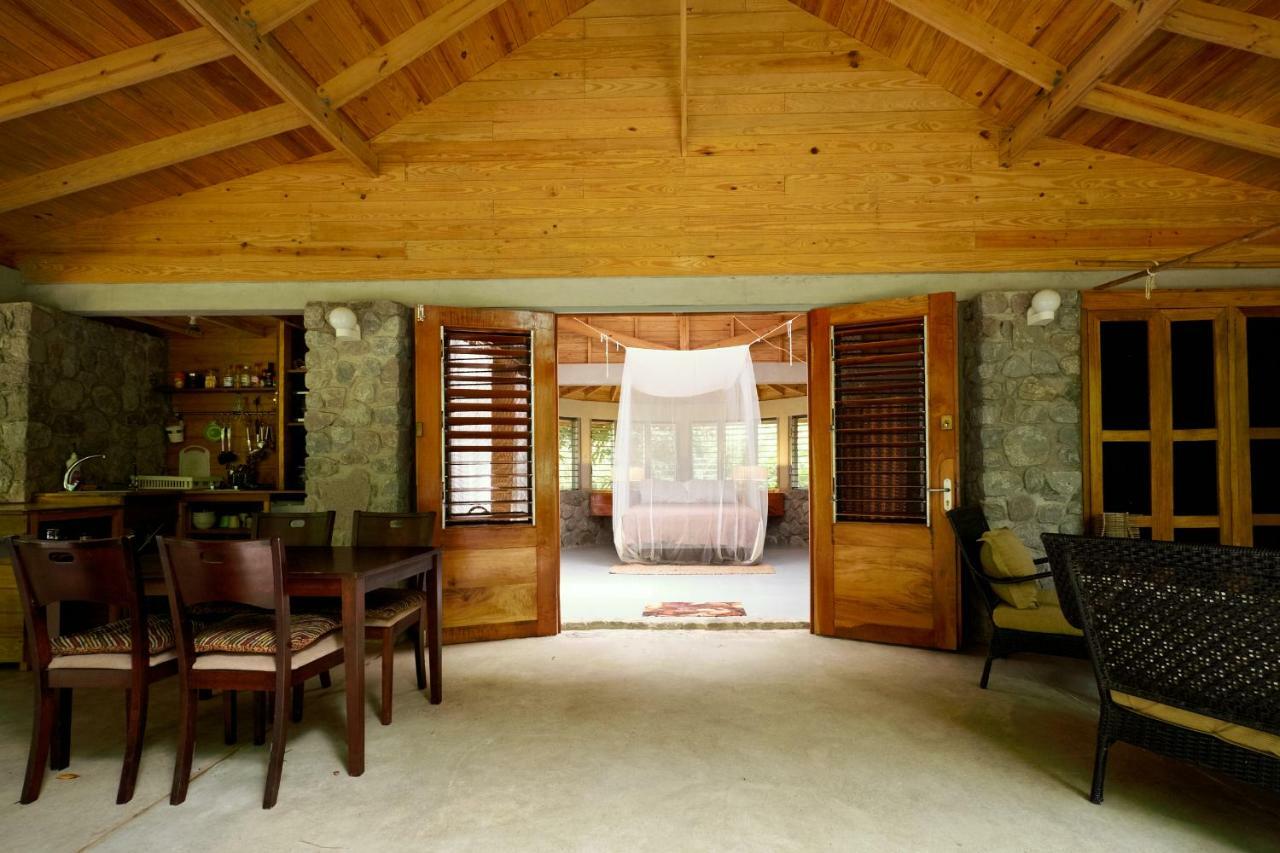 Citrus Creek Plantation Villa La Plaine Bagian luar foto